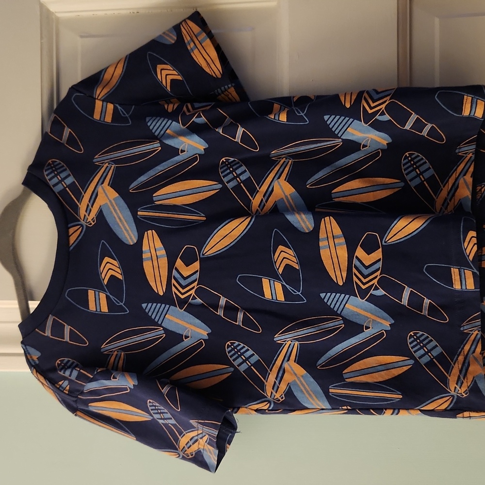 Boys Xsmall surfboard shirt
